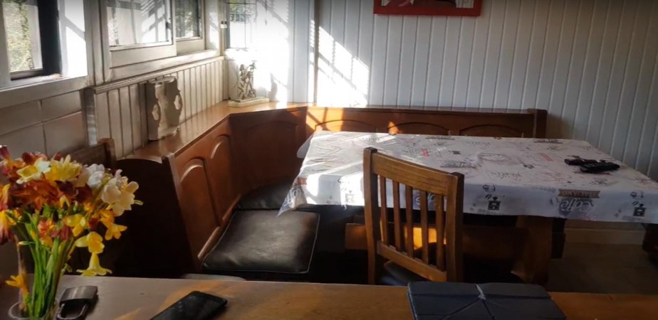 OPORTUNIDAD! ESPECTACULAR CASA 7 AMB, 270 M2 CON PISCINA, POOL HOUSE, JARDIN, QUINCHO ITUZANGO/CASTELAR