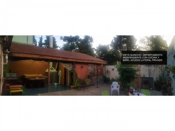 HERMOSO CHALET DE 2 PLANTAS,140 M2, 6 AMB + QUINCHO