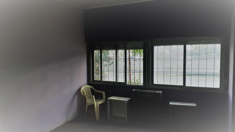 OPORTUNIDAD UNICA EN PARQUE LELOIR SOBRE COLECTORA, CASA 4 AMB. JARDIN, COCHERAS, S/LOTE 10X..., APTO PROFESIONAL/COMERCIAL