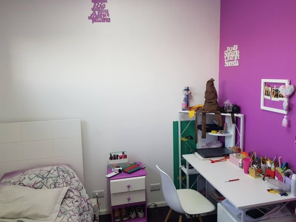 OPORTUNIDAD HERMOSA CASA DE 5 AMBIENTES JARDIN Y COCHERA EN PADUA NORTE 160 M2 CASI A ESTRENAR