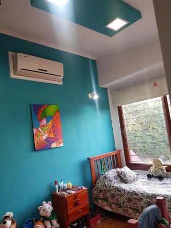 OPORTUNIDAD HERMOSA CASA DE 5 AMBIENTES JARDIN Y COCHERA EN PADUA NORTE 160 M2 CASI A ESTRENAR