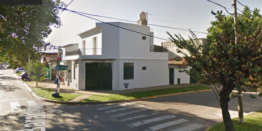 OPORTUNIDAD UNICA EN PADUA SUR! 2 CASAS EN UNA EN EL MEJOR LUGAR!! MAS UN LOCAL COMERCIAL!!