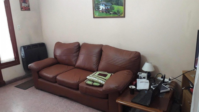 OPORTUNIDAD UNICA EN PADUA SUR! 2 CASAS EN UNA EN EL MEJOR LUGAR!! MAS UN LOCAL COMERCIAL!!