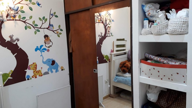 OPORTUNIDAD! HERMOSO PH A NUEVO, 4 AMB,PATIO,PARRILLA,COCHERA X2, FRTE A PLAZA, 1CUADRA JM.PAZ