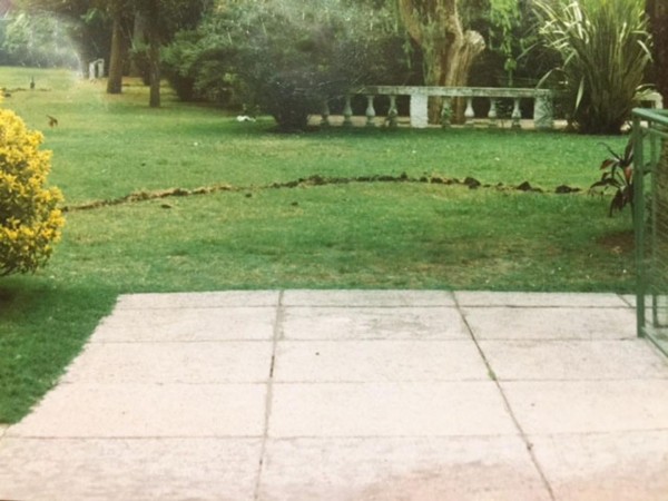 EXC. CASAQUINTA EN P. LELOIR 220M2 CON 1400M2 DE TERRENO,PISCINA DE 14 X 7MTS A 1 CDRA DE M.FIERRO