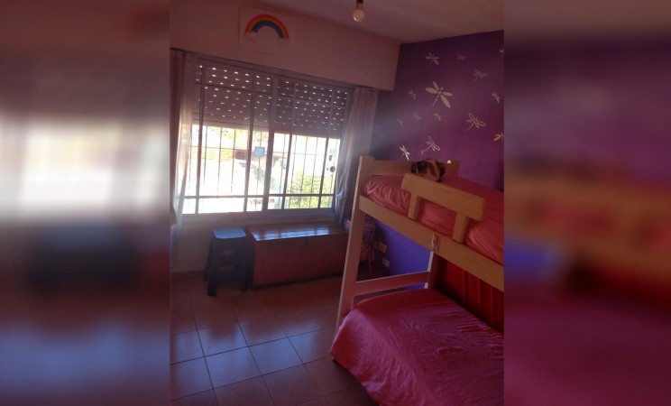 OPORTUNIDAD!!HERMOSO DÚPLEX DE 4 AMB 100M2, 2 PLANTAS,GARAGE, PATIO Y PARRILLA EN CONDOMINIO PRIVADO