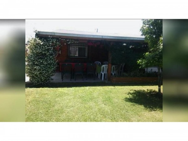 OPORTUNIDAD!!HERMOSA CASA A ESTRENAR EN BARRIO SEMI CERRADO, C/ PISCINA,PARQUE Y QUINCHO LOTE 420 m2