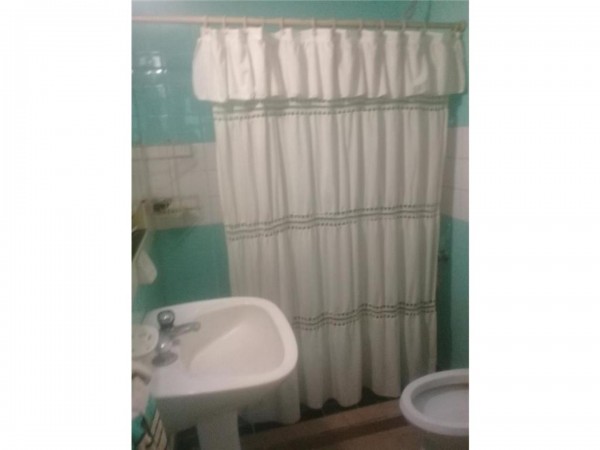 OPORTUNIDAD UNICA!! EXC. CHALET EN PADUA SUR A 10 CDS DEL CENTRO, 200M2 LOTE DE 12 X 62 , 6 AMB