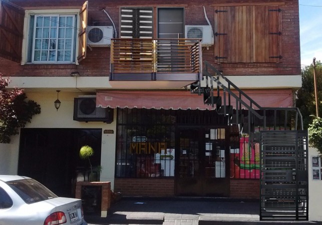 EXCELENTE CASA EN PH AL FRENTE, TODO REMODELADO A NUEVO, ZONA PADUA NORTE A POCAS CDS DE LA ESTACION