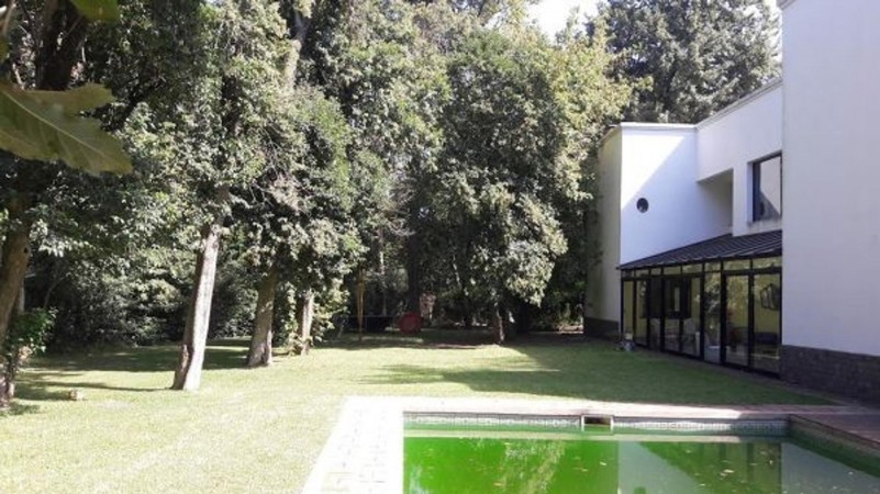 OPORTUNIDAD UNICA! HERMOSA CASA QUINTA EN PARQUE LELOIR - EXCELENTE UBICACION