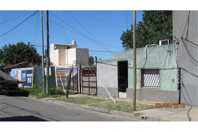 OPORTUNIDAD! 3 LOTES EN EXCELENTE UBICACION!