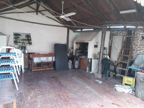 OPORTUNIDAD!! HERMOSA CASA TIPO QUINTA EN PADUA SUR +DEPTO+QUINCHO+OFICINA,SOBRE 2LOTES,24 X 37 MTS