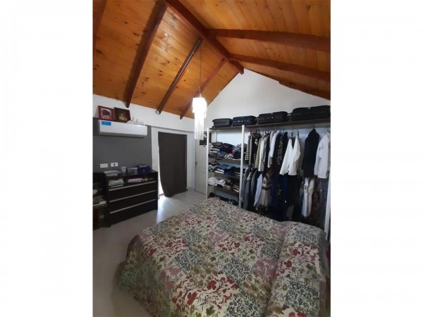 HERMOSA CASAQUINTA ESTILO CABAÑA A ESTRENAR! DISEÑO Y ESTILO,PISCINA DECK, LOTE 800M2, ZONA QUINTAS