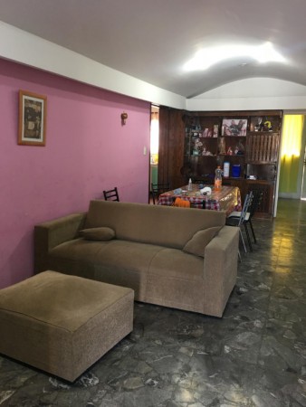 OPORTUNIDAD!! PH DE 4 UNIDADES EN MORON SUR