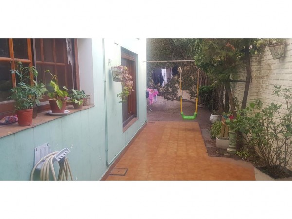 EXCELENTE OPORTUNIDAD EN HAEDO A 3 CUADRAS DE LA ESTACION Y DEL CENTRO COMERCIAL!! CASA EN PH AL FRENTE 130M2 TODA LA PLANTA BAJA, CON COCHERA, PATIO Y TERRAZA