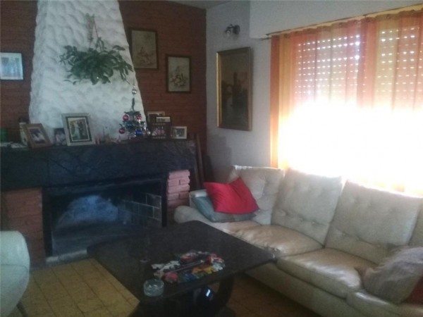 CASAQUINTA SAN ANTONIO DE PADUA C/PISCINA EN PADUA SUR A 10 CDS CENTRO,LOTE 33X62, 6 AMB.200M2