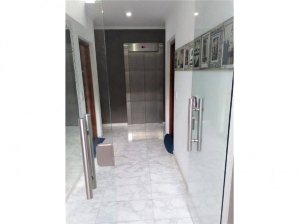OPORTUNIDAD!!DEPTO A ESTRENAR 45M2,CONDOMINIO LAS NAZARENAS,2 AMB.BALCON,COCHERA,"APTO PROFESIONAL"