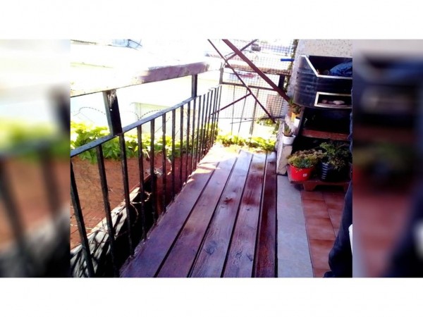 DEPTO EN EL FARO A 1 CUADRA DE LA PLAYA, 2 AMB + ENTREPISO + BALCON "SIN EXPENSAS"