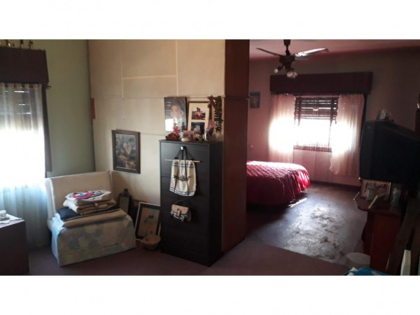 OPORTUNIDAD!! CASA 160M2 CON LOTE DE 12x42 A MEDIA CUADRA DE M. FIERRO - PARQUE LELOIR