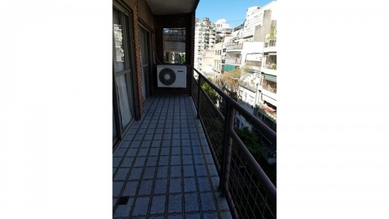Venta Departamento 4 ambientes con dependencia y balcón