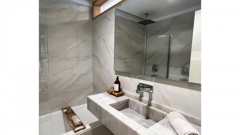 EXCELENTE DEPARTAMENTO 4 AMB CON 2 PATIOS, COCHERA Y BAUL