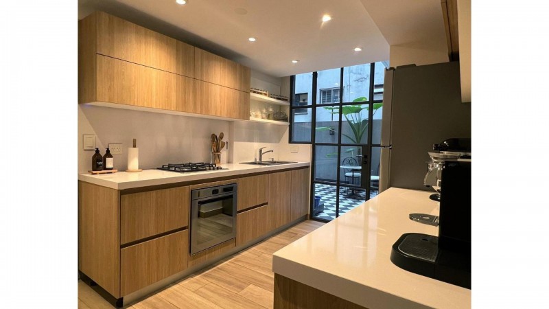 EXCELENTE DEPARTAMENTO 4 AMB CON 2 PATIOS, COCHERA Y BAUL