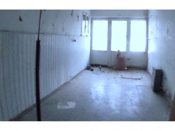 CASA 7 AMB CASTELAR CTRO 2 PTAS 240M2 LOTE 40 X 8,66, 7 AMB+GARAGE+JARDIN 20MTS*APTA EMPREND