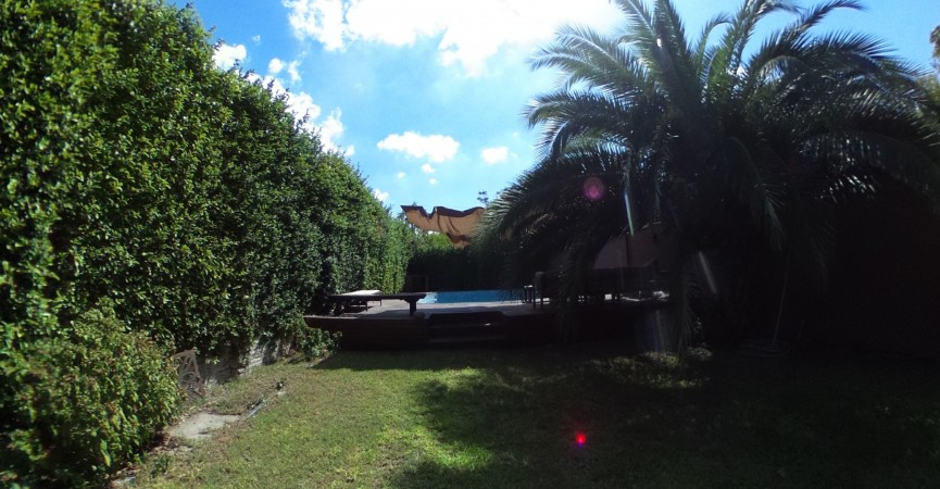 VENTA CHALET SAN ANTONIO DE PADUA  6 AMB  2 PTS TODO A NUEVO, GARAGE DOBLE, PISCINA DE 11X6 S/ LOTE DE 53 MTS DE FONDO