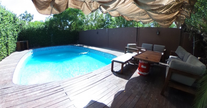 VENTA CHALET SAN ANTONIO DE PADUA  6 AMB  2 PTS TODO A NUEVO, GARAGE DOBLE, PISCINA DE 11X6 S/ LOTE DE 53 MTS DE FONDO