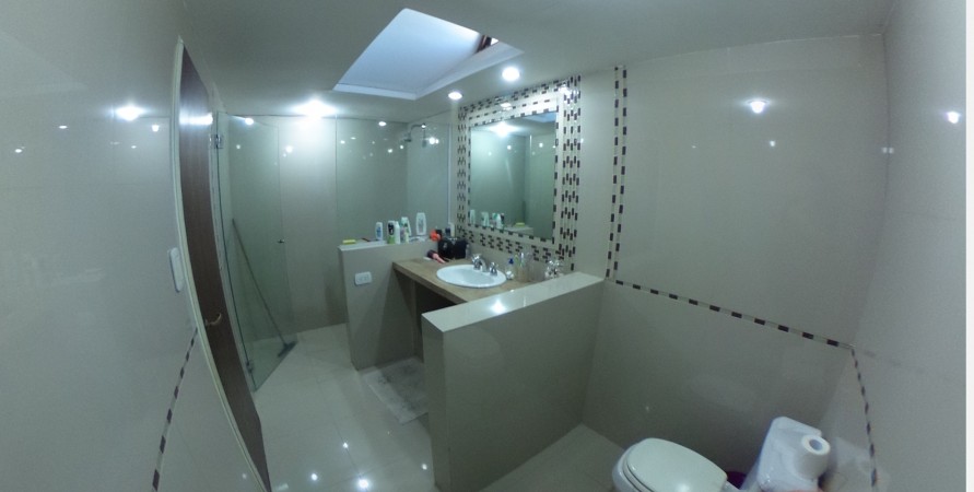 VENTA CHALET SAN ANTONIO DE PADUA  6 AMB  2 PTS TODO A NUEVO, GARAGE DOBLE, PISCINA DE 11X6 S/ LOTE DE 53 MTS DE FONDO