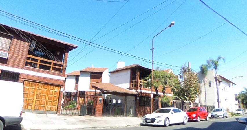 OPORTUNIDAD!! DUPLEX 2 PLANTAS EN RAMOS CENTRO, 70M2+COCHERA+PATIO+PARRILLA, 3 AMB, CONDOMINIO, CAMARAS Y SEGURIDAD