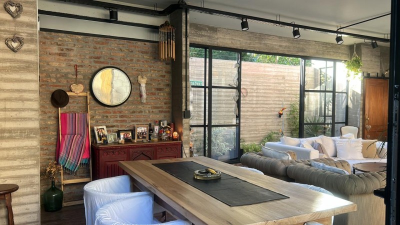 INCREIBLE CASA A ESTRENAR EN PARQUE LELOIR, ESTILO MINIMALISTA, CONCEPTO ABIERTO, PISCINA, PARQUE, 175M2