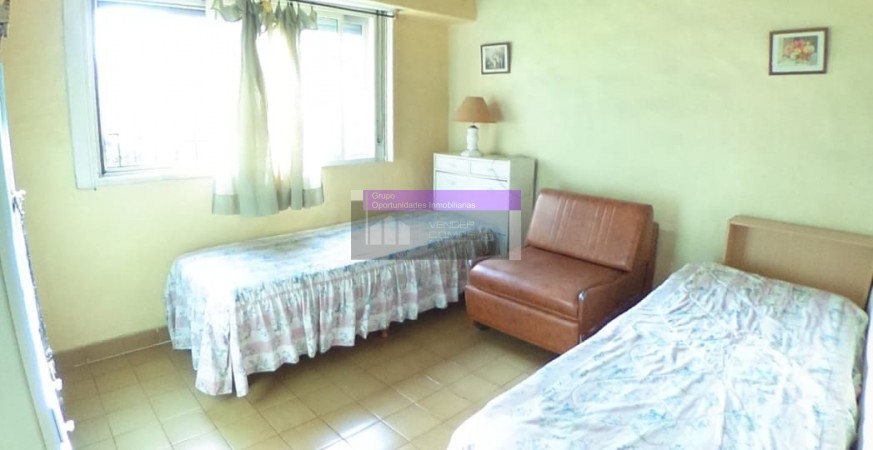 QUINTA LOTE 1450 M2, 220M2 CONSTR., CASA PPAL, QUINCHO, CASA HUESPEDES, PISCINA, GRAN PARQUE,  PARRILLA, POOL HOUSE, JACUZZI,VESTUARIOS EXCELENTE OPORTUNIDAD!!