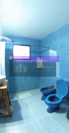 QUINTA LOTE 1450 M2, 220M2 CONSTR., CASA PPAL, QUINCHO, CASA HUESPEDES, PISCINA, GRAN PARQUE,  PARRILLA, POOL HOUSE, JACUZZI,VESTUARIOS EXCELENTE OPORTUNIDAD!!