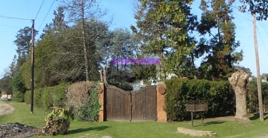 QUINTA LOTE 1450 M2, 220M2 CONSTR., CASA PPAL, QUINCHO, CASA HUESPEDES, PISCINA, GRAN PARQUE,  PARRILLA, POOL HOUSE, JACUZZI,VESTUARIOS EXCELENTE OPORTUNIDAD!!