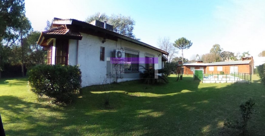 QUINTA LOTE 1450 M2, 220M2 CONSTR., CASA PPAL, QUINCHO, CASA HUESPEDES, PISCINA, GRAN PARQUE,  PARRILLA, POOL HOUSE, JACUZZI,VESTUARIOS EXCELENTE OPORTUNIDAD!!