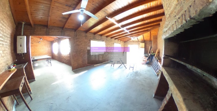 OPORTUNIDAD!!EXC. QUINTA LOTE 1450 M2, 220M2 CONSTR., CASA PPAL, QUINCHO, CASA HUESPEDES, PISCINA, GRAN PARQUE,  PARRILLA, POOL HOUSE, JACUZZI,VESTUARIOS