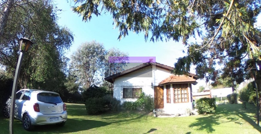 QUINTA LOTE 1450 M2, 220M2 CONSTR., CASA PPAL, QUINCHO, CASA HUESPEDES, PISCINA, GRAN PARQUE,  PARRILLA, POOL HOUSE, JACUZZI,VESTUARIOS