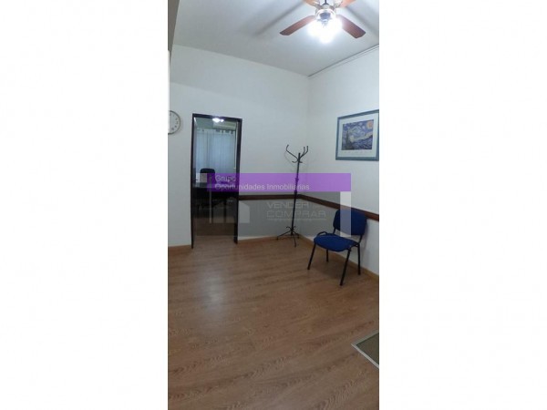 OPORTUNIDAD!! EXCELENTE OFICINA EN CORRIENTES Y PASTEUR, 2 OFFICE + RECEPCION/ SALA DE REUNIONES