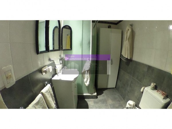 CHALET EN ITUZANGÓ NORTE ZONA CENTRO, LOTE 250M2, 5 AMB, PISCINA, COCHERA ACEPTA PERMUTA