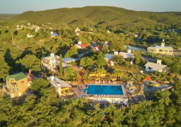 OPORTUNIDAD!! EXCELENTE COMPLEJO DE CABAÑAS EN CÓRDOBA